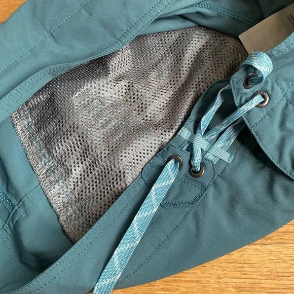Patagonia sz 6 teal shorts with zip pocket cinch tie excellent used condition - Picture 7 of 8